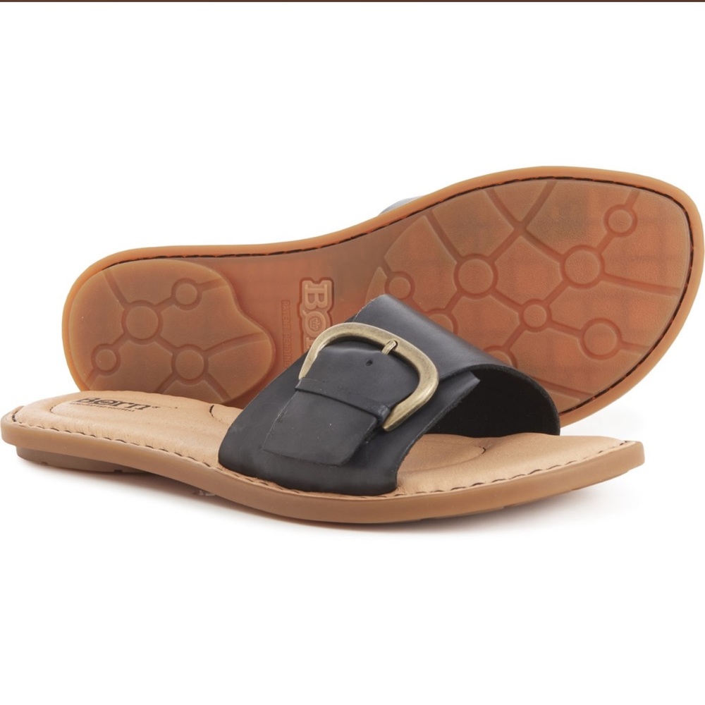 🎉LAST PIECE🎉Born Miarra Big Buckle Slide Sandals - Leather - Picture 2 of 11